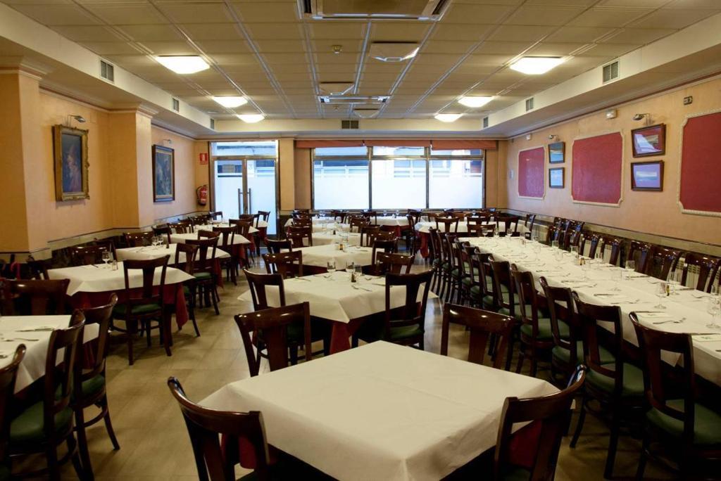 Hostal Torres San Leonardo de Yagüe 외부 사진